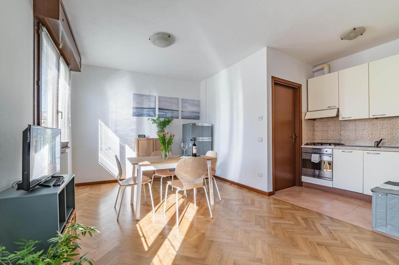Parma Parco Ducale Duplex Apartment With Parking מראה חיצוני תמונה